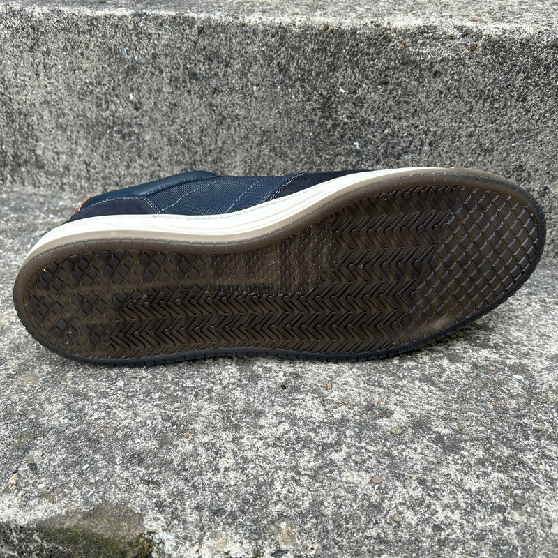Lloyd & Pryce Mens Izuch Sneakers Storm Dot Northern Ireland Belfast